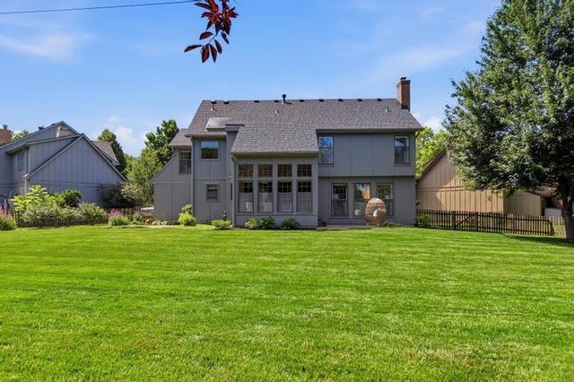 12316 Wedd Street, Overland Park, KS 66213