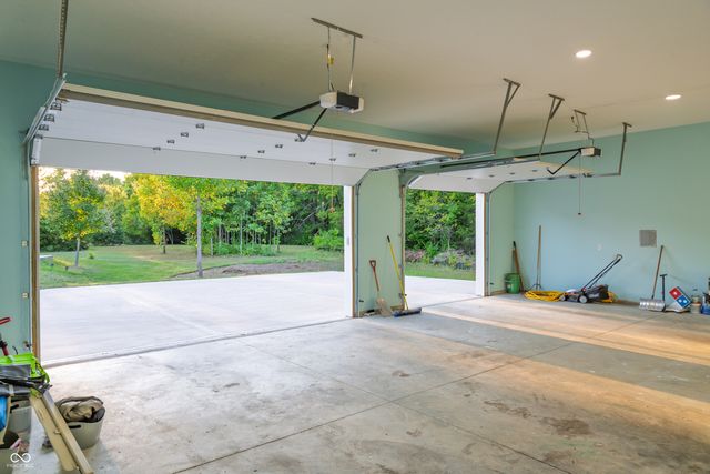 372 Foxboro Drive, Avon, IN 46123