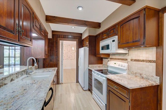 4206 Manitou Way, Madison, WI 53711
