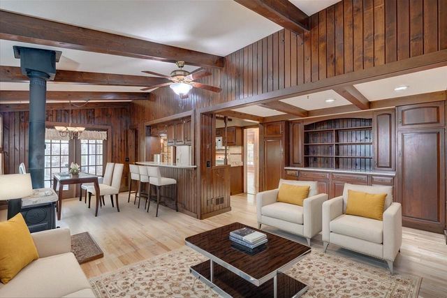 4206 Manitou Way, Madison, WI 53711