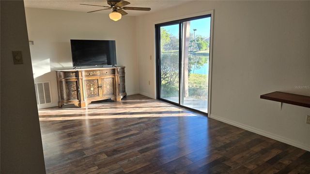 5026 WATER OAK DRIVE 108, Bradenton, FL 34207