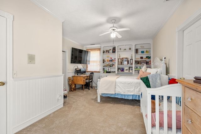 2 Country Way, Hopkinton, MA 01748