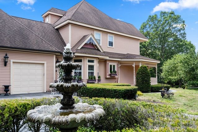 2 Country Way, Hopkinton, MA 01748