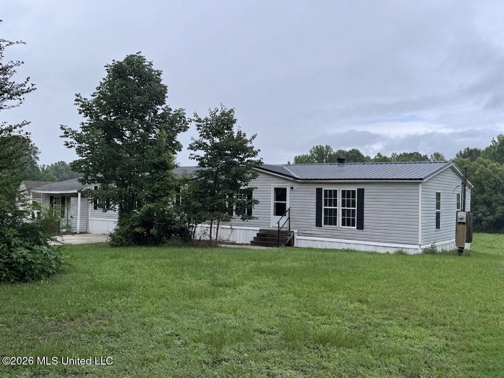 1010 Barr Road, Coldwater, MS 38618 — exterior