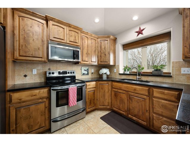 2086 Cape Hatteras Dr, Windsor, CO 80550