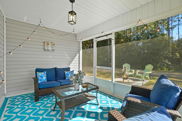 473 Earl Godwin Road, Freeport, FL 32439