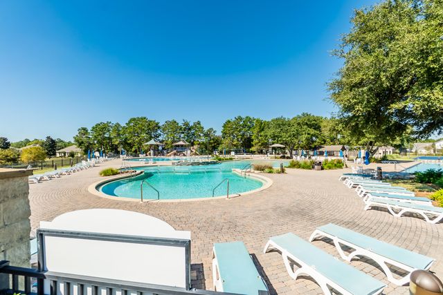 473 Earl Godwin Road, Freeport, FL 32439