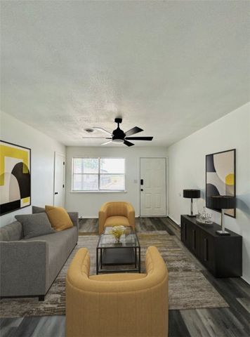 1853 W Deane Street F, Fayetteville, AR 72703