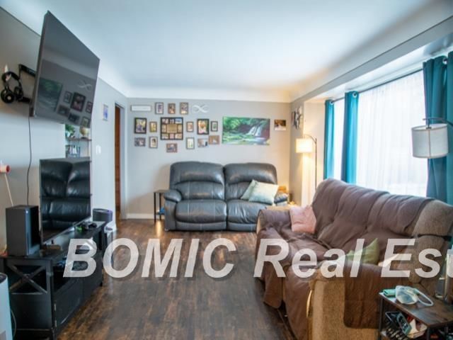 711 W Gilford Road, Caro, MI 48723