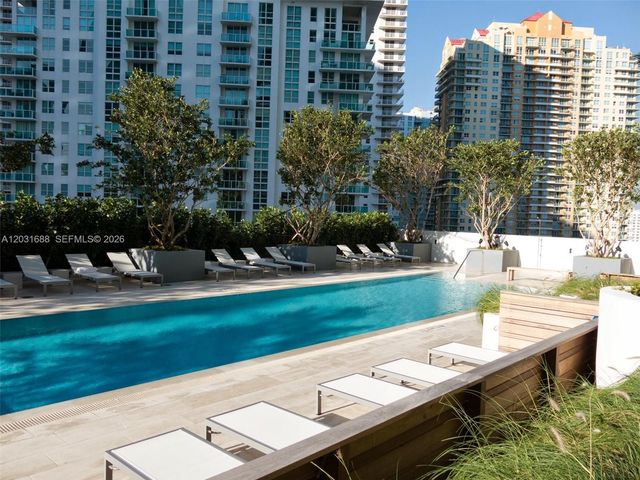 1300 Brickell Bay Dr 3506, Miami, FL 33131