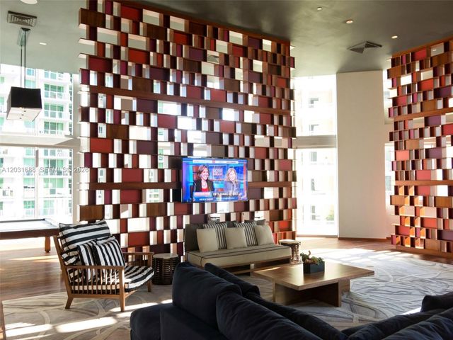 1300 Brickell Bay Dr 3506, Miami, FL 33131