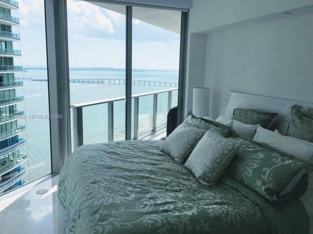 1300 Brickell Bay Dr 3506, Miami, FL 33131