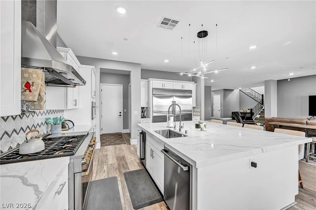 230 Shaded Canyon Drive, Henderson, NV 89012