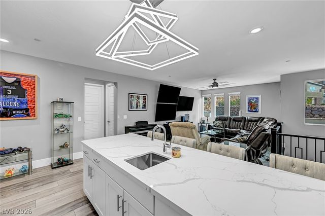 230 Shaded Canyon Drive, Henderson, NV 89012