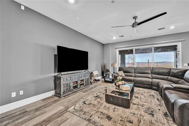 230 Shaded Canyon Drive, Henderson, NV 89012