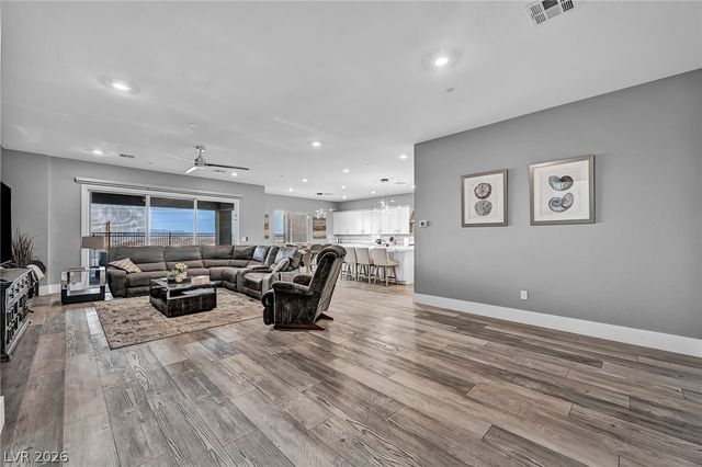 230 Shaded Canyon Drive, Henderson, NV 89012
