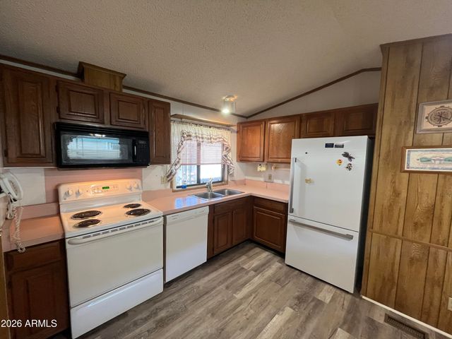 6960 W PEORIA Avenue 44, Peoria, AZ 85345