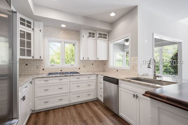 1 Long Brow Rd, Hilton Head Island, SC 29928