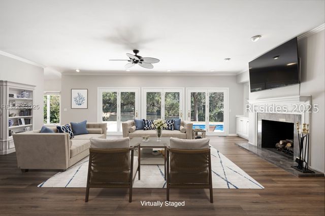 1 Long Brow Rd, Hilton Head Island, SC 29928