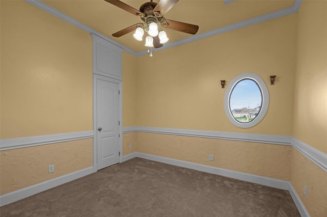 315 Bolling Green Drive, Wharton, TX 77488