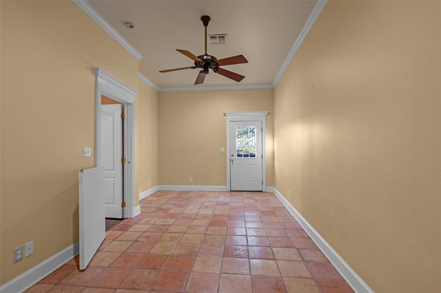 315 Bolling Green Drive, Wharton, TX 77488