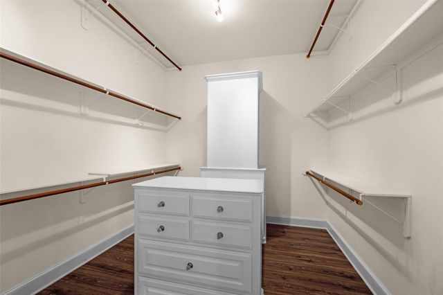 315 Bolling Green Drive, Wharton, TX 77488