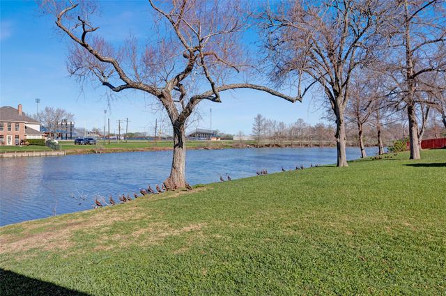 315 Bolling Green Drive, Wharton, TX 77488