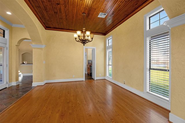 315 Bolling Green Drive, Wharton, TX 77488