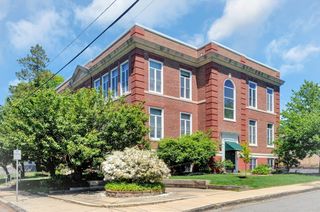 122 Sharon Street 203, Medford, MA 02155