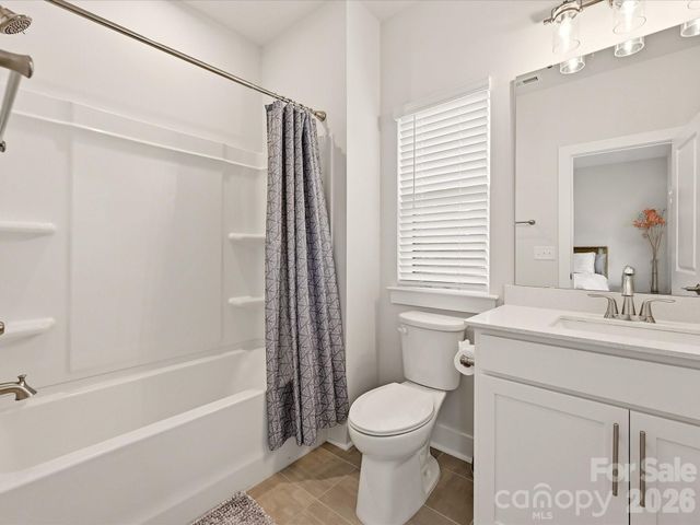 622 E Woodlawn Road, Charlotte, NC 28209