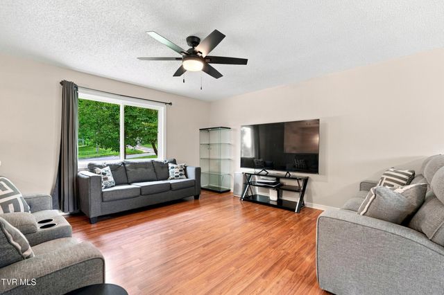 349 Valley Drive, Church Hill, TN 37642