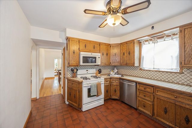 6404 33rd Street, Berwyn, IL 60402