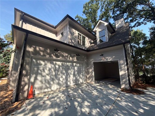 1886 Timothy Drive NE, Atlanta, GA 30329