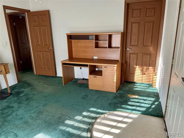 20754 Emerald Road, Carlyle, IL 62231