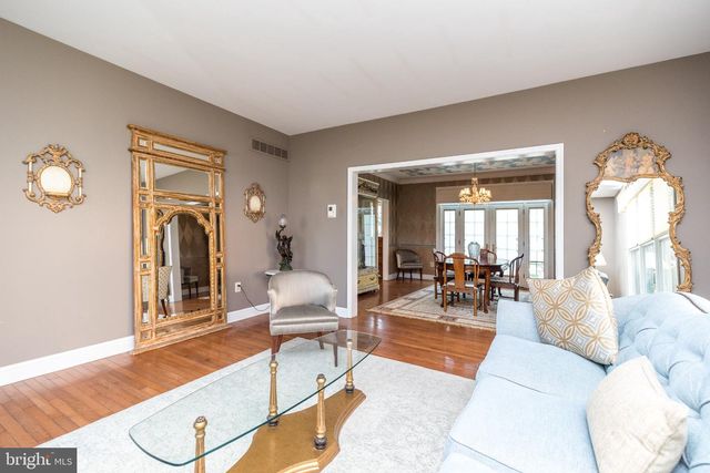 7 TOWER RD, Broomall, PA 19008