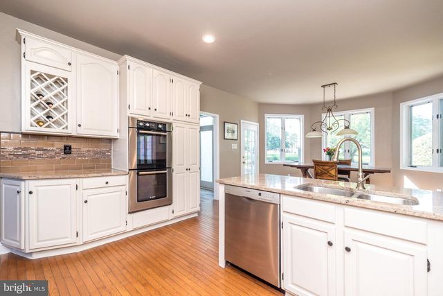 7 TOWER RD, Broomall, PA 19008