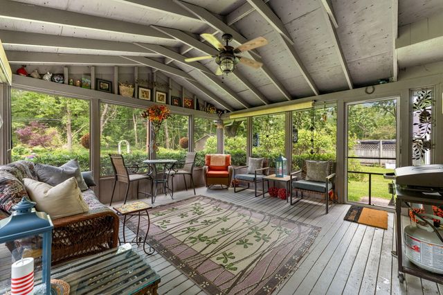 2605 Thomas Road, Valparaiso, IN 46383