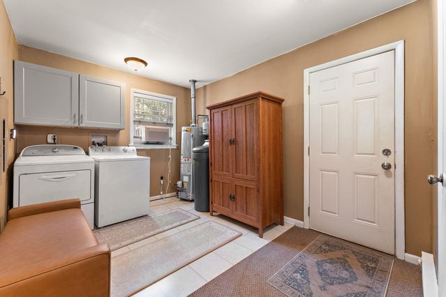2605 Thomas Road, Valparaiso, IN 46383