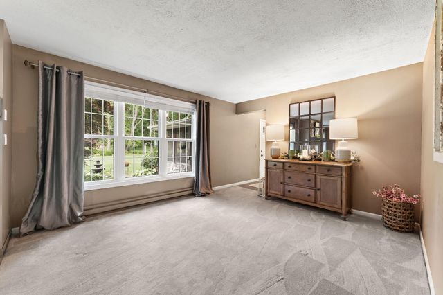 2605 Thomas Road, Valparaiso, IN 46383
