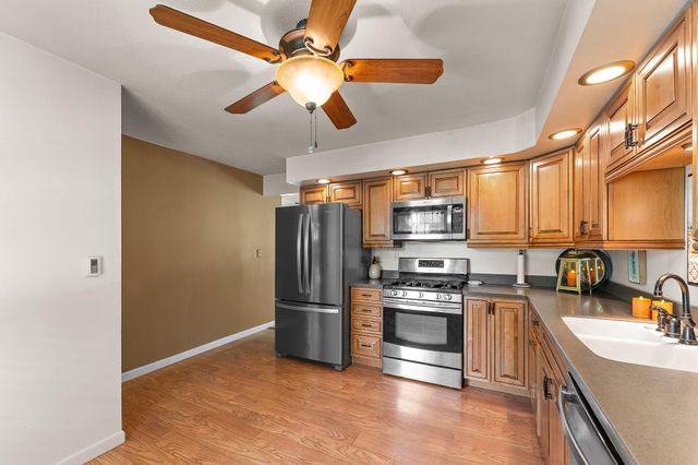2605 Thomas Road, Valparaiso, IN 46383