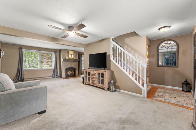 2605 Thomas Road, Valparaiso, IN 46383