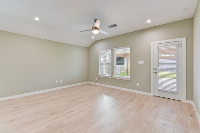 1635 Westway Drive, Arcola, TX 77545