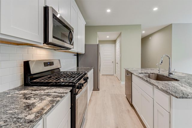 1635 Westway Drive, Arcola, TX 77545