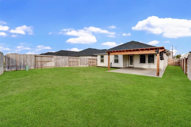 1635 Westway Drive, Arcola, TX 77545