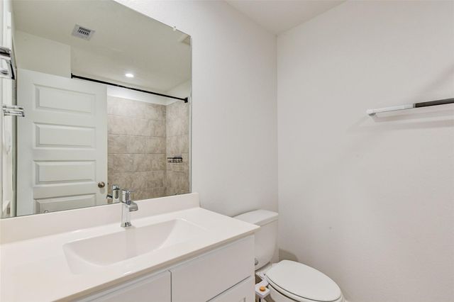 1635 Westway Drive, Arcola, TX 77545