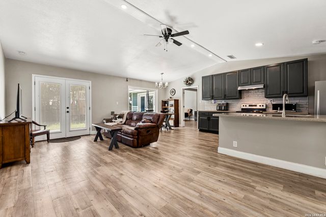 214 LA JOLLA, Live Oak, TX 78233