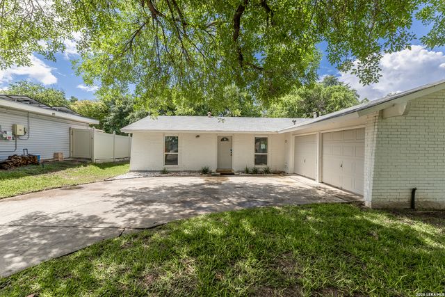 214 LA JOLLA, Live Oak, TX 78233