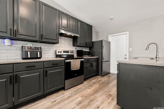 214 LA JOLLA, Live Oak, TX 78233