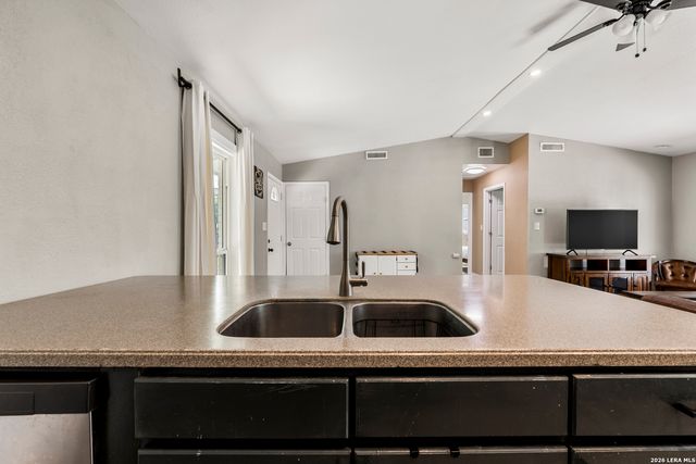 214 LA JOLLA, Live Oak, TX 78233