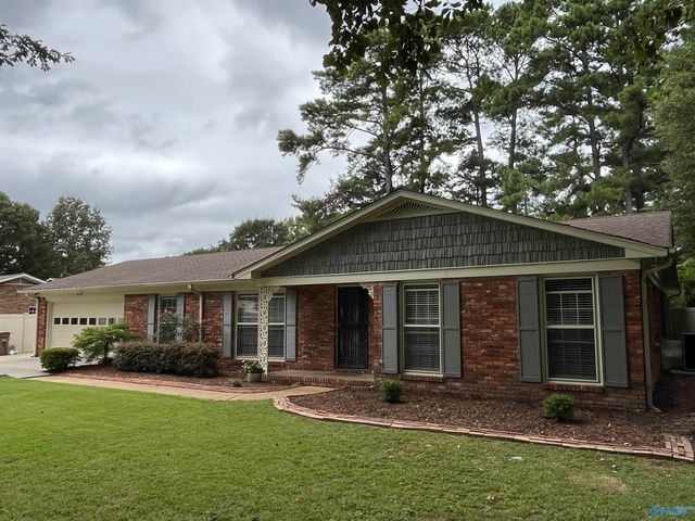 2307 Brookwood Drive SE, Decatur, AL 35601
